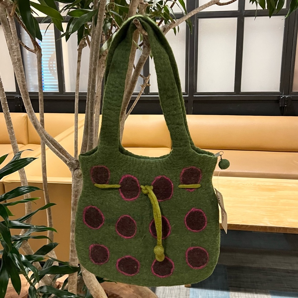 NEW Windhorse handmade wool felt funky artsy unique green and fuchsia purse